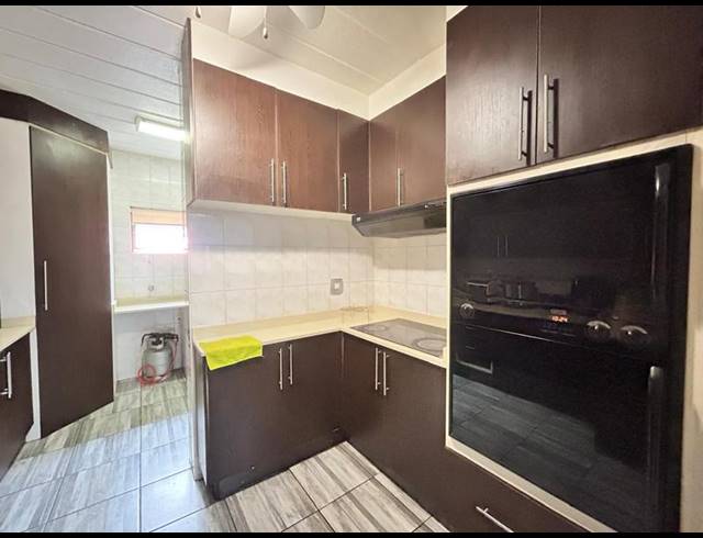 3 BEDROOM TOWNHOUSE FOR SALE IN NORTH RIDING